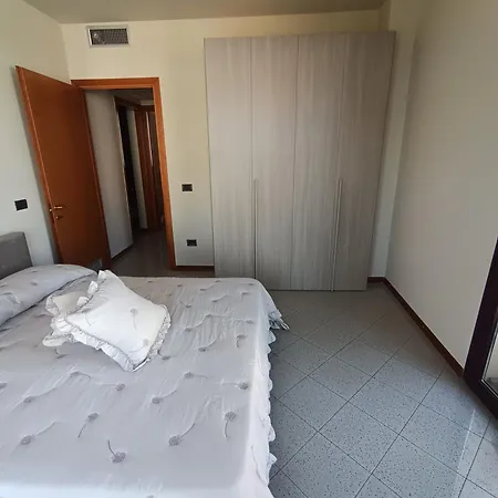 La Casa Di Leo Apartman *